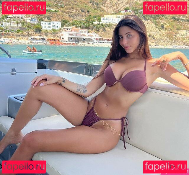 Angela Nasti Nude Onlyfans Photo 8