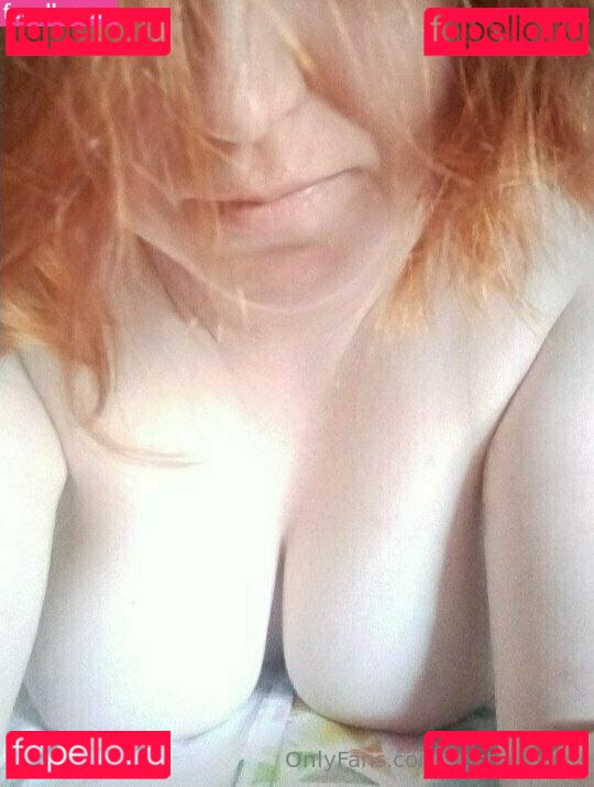 BustyGinger Nude Onlyfans Photo 10
