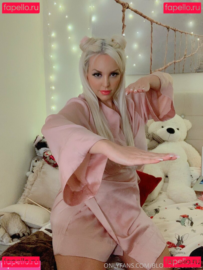 blondiefesseroficial Nude Onlyfans Photo 32