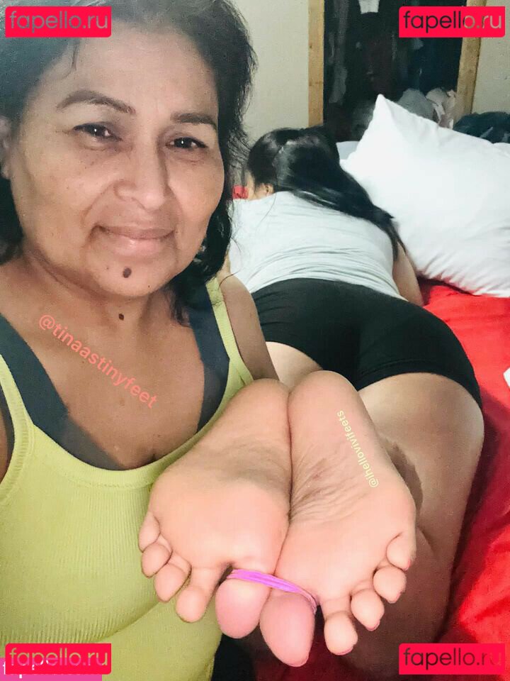 Hellovivifeet Nude Onlyfans Photo 30