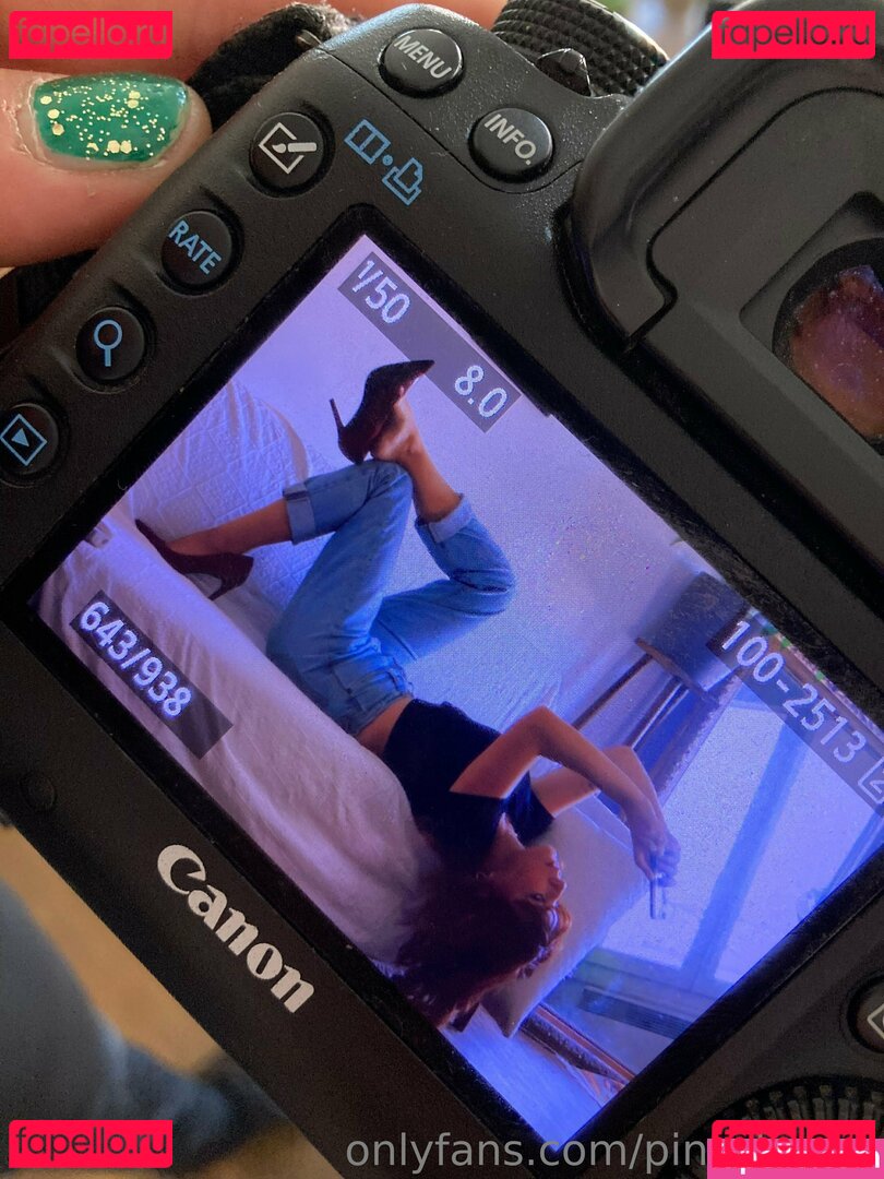 pink_knees Nude Onlyfans Photo 29