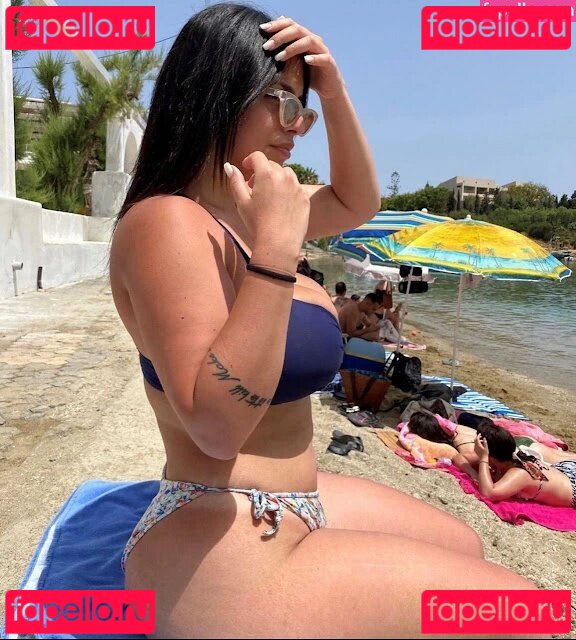 Chrysanthie Nude Onlyfans Photo 39