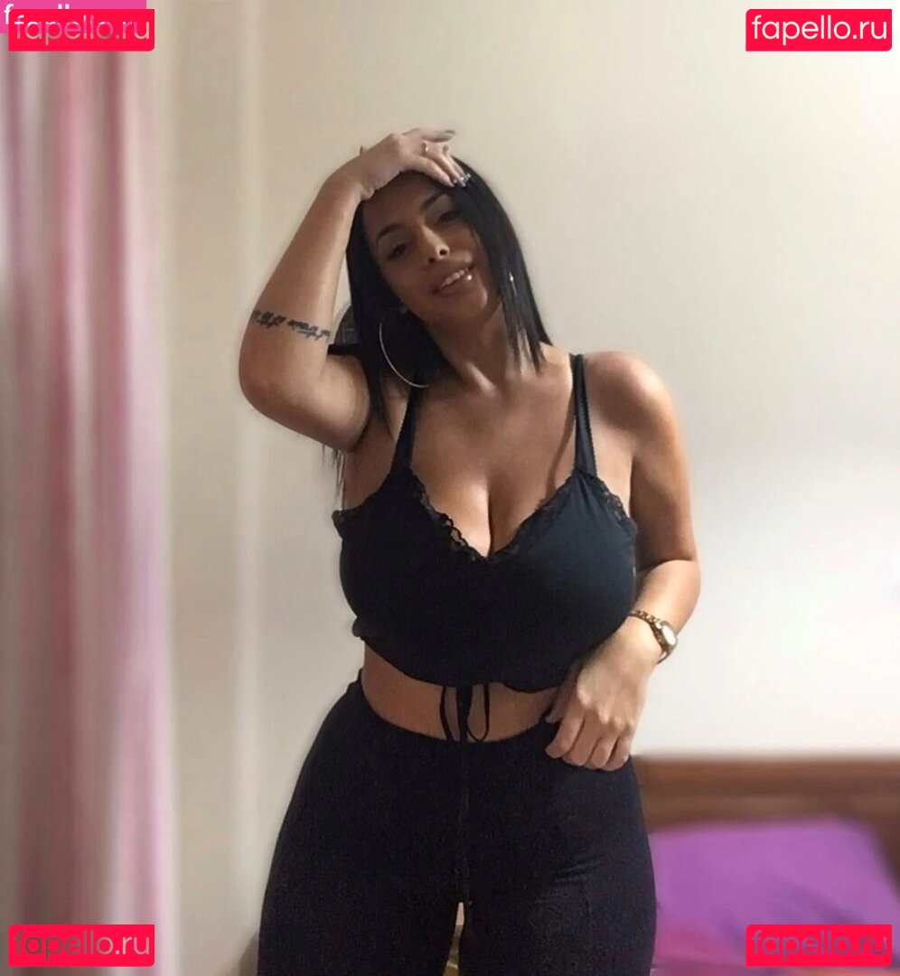 Chrysanthie Nude Onlyfans Photo 36