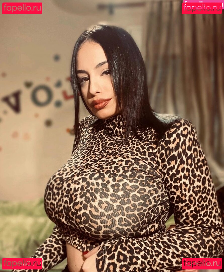 Chrysanthie Nude Onlyfans Photo 29