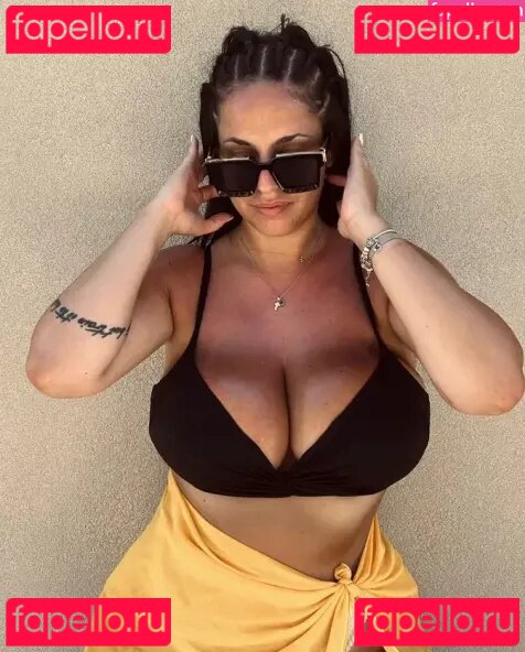 Chrysanthie Nude Onlyfans Photo 23