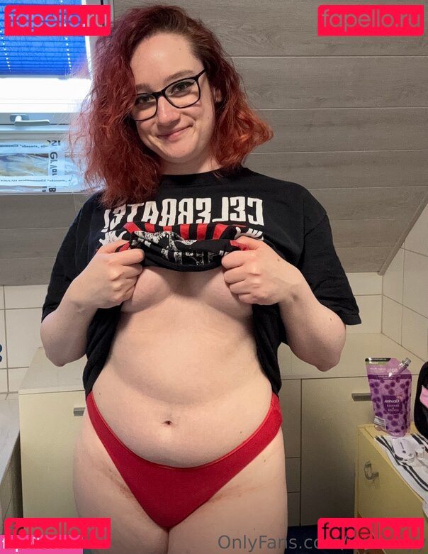 Lucy Bella Nude Onlyfans Photo 22