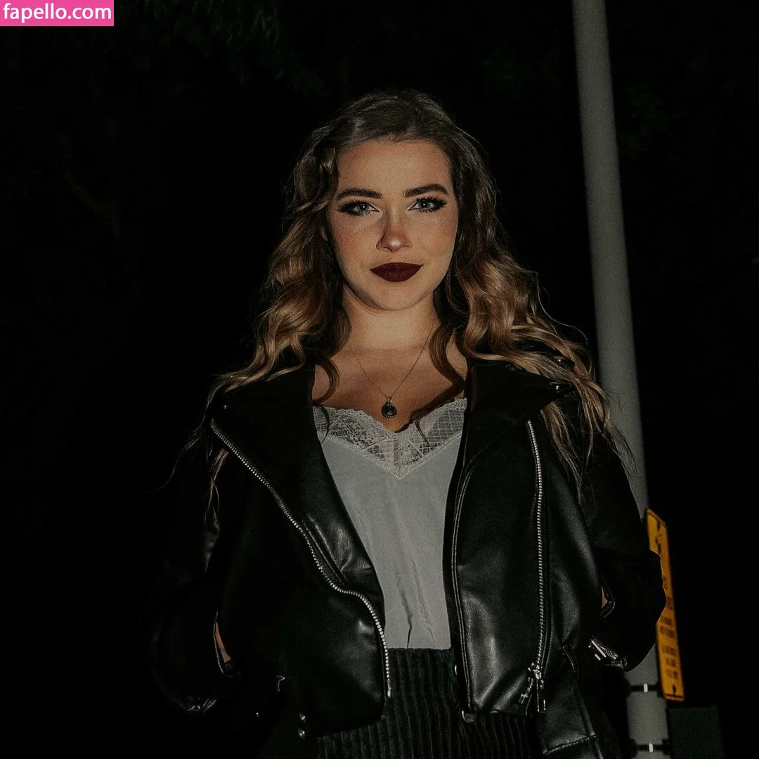 Justseum Onlyfans Photo Gallery 