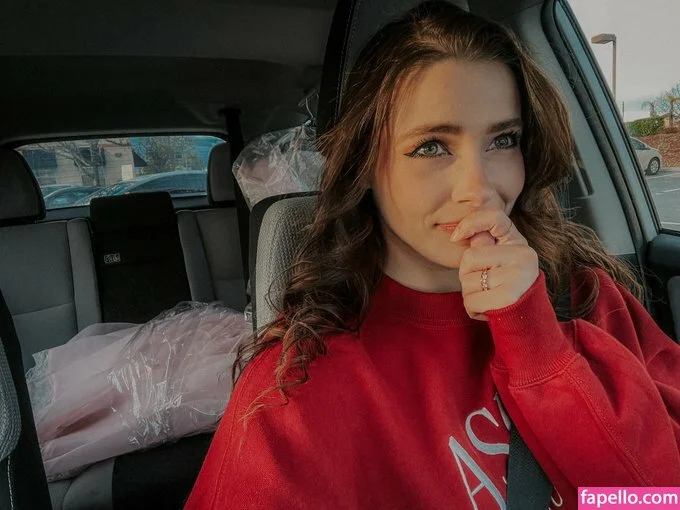 Justseum Onlyfans Photo Gallery 