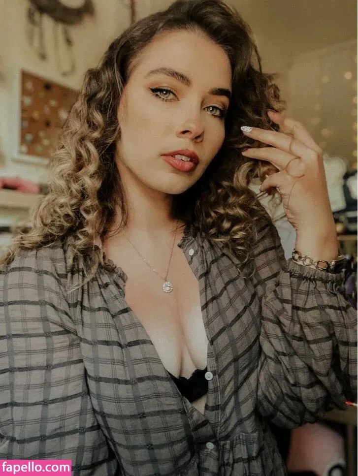 Justseum Onlyfans Photo Gallery 