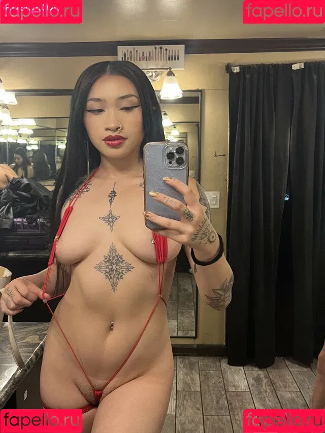 VenusMatrix Onlyfans Photo Gallery 
