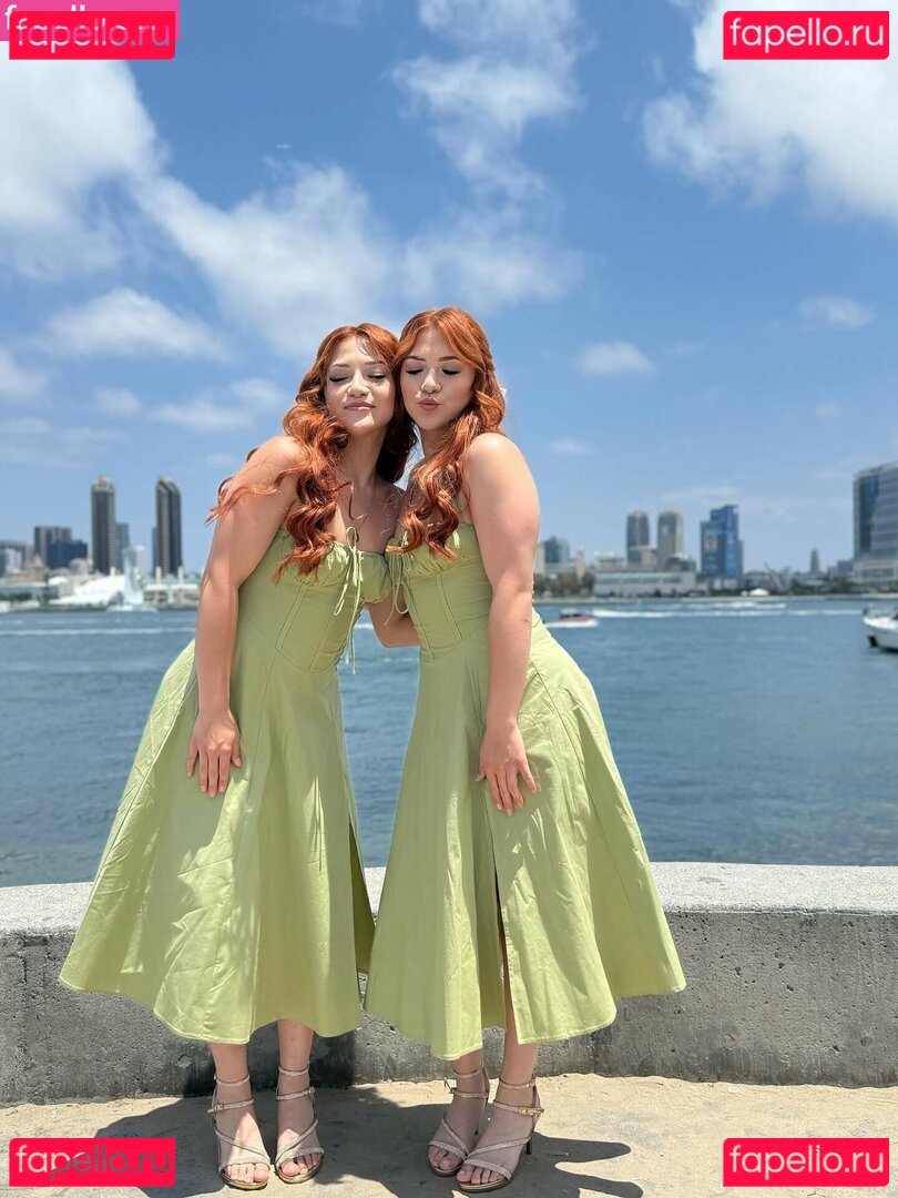 Lonatwins Nude Onlyfans Photo 27