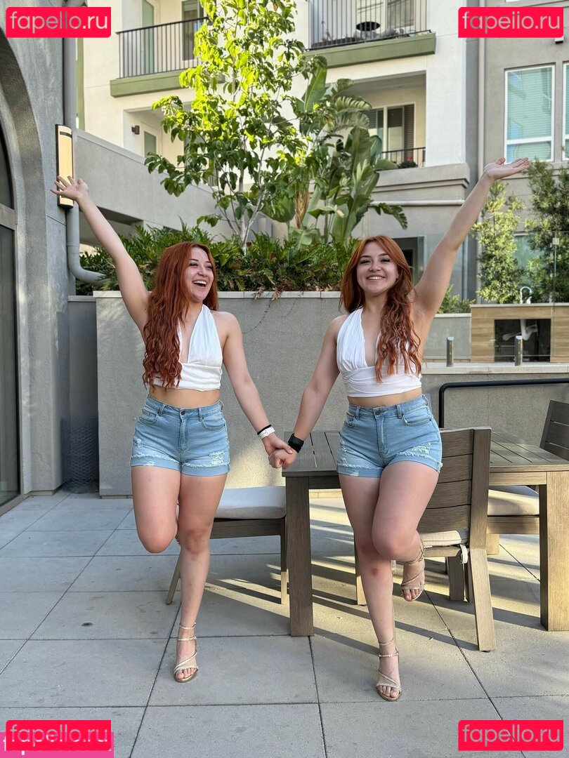 Lonatwins Nude Onlyfans Photo 17