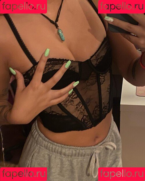 ltrixxie Onlyfans Photo Gallery 