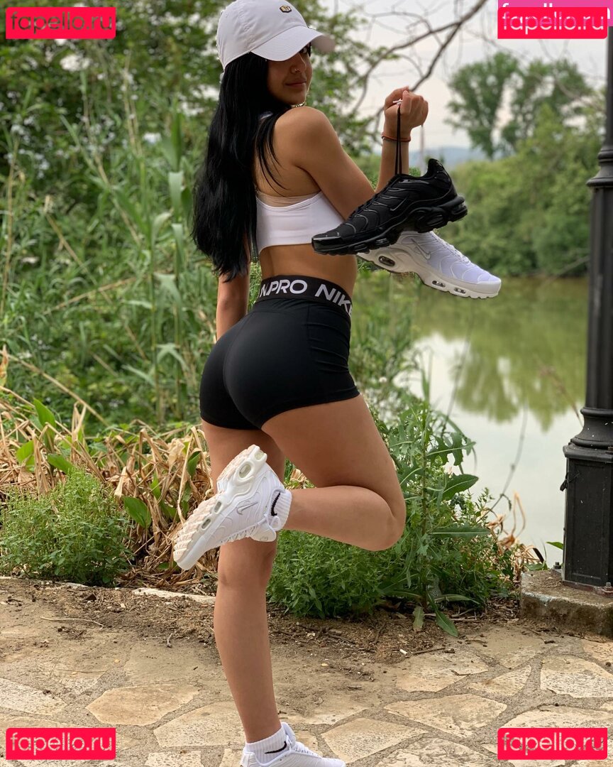 Natalia Lamprou Nude Onlyfans Photo 28