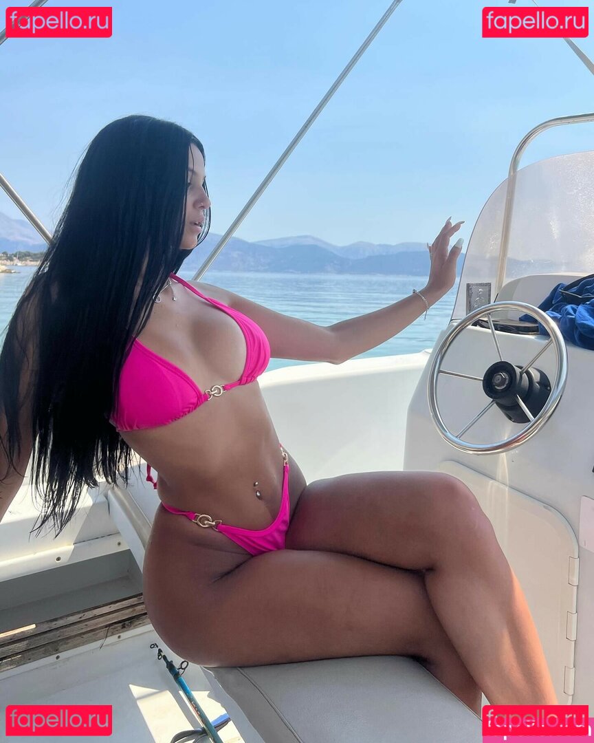 Natalia Lamprou Nude Onlyfans Photo 9