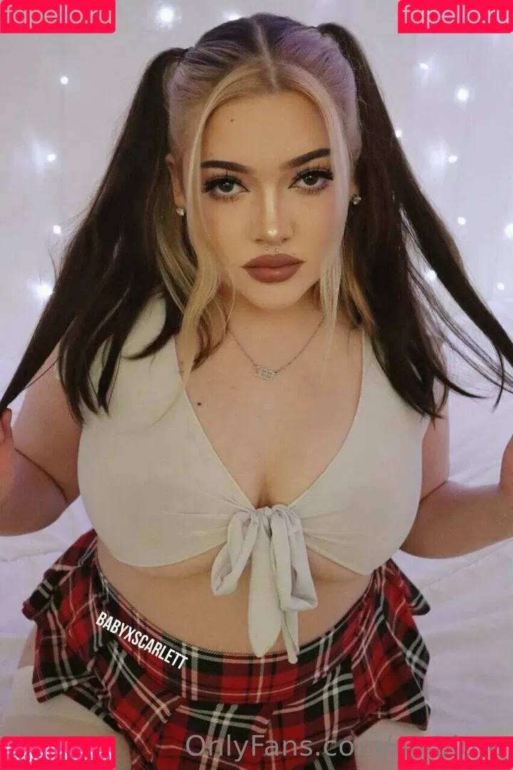 alyalore Onlyfans Photo Gallery 