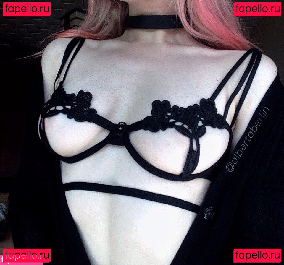 albertaberlin Nude Onlyfans Photo 34