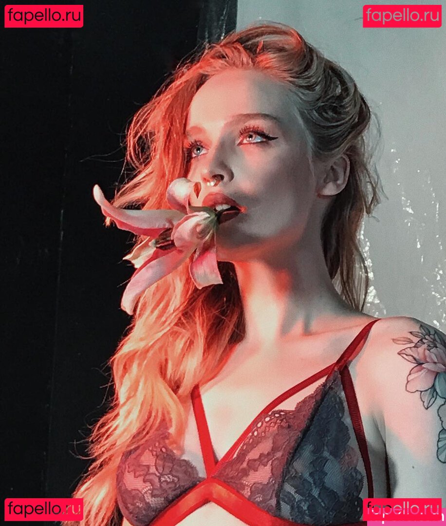 albertaberlin Nude Onlyfans Photo 12