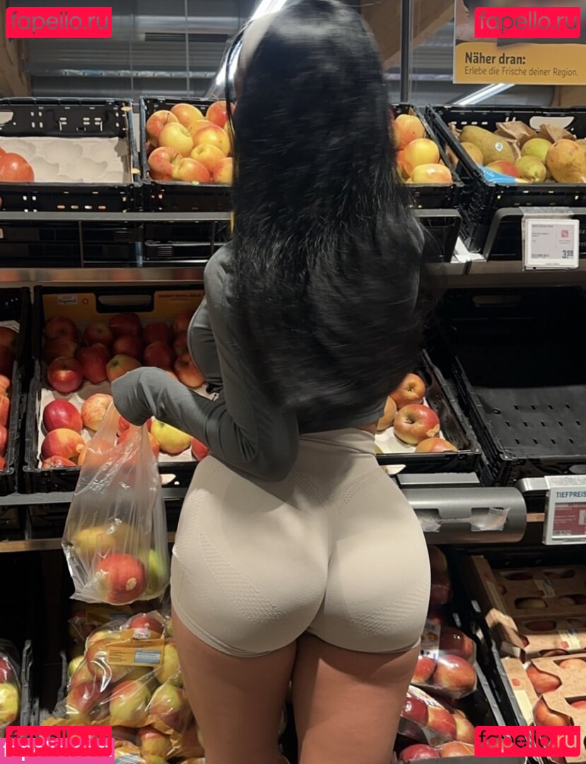 reealmina Nude Onlyfans Photo 24