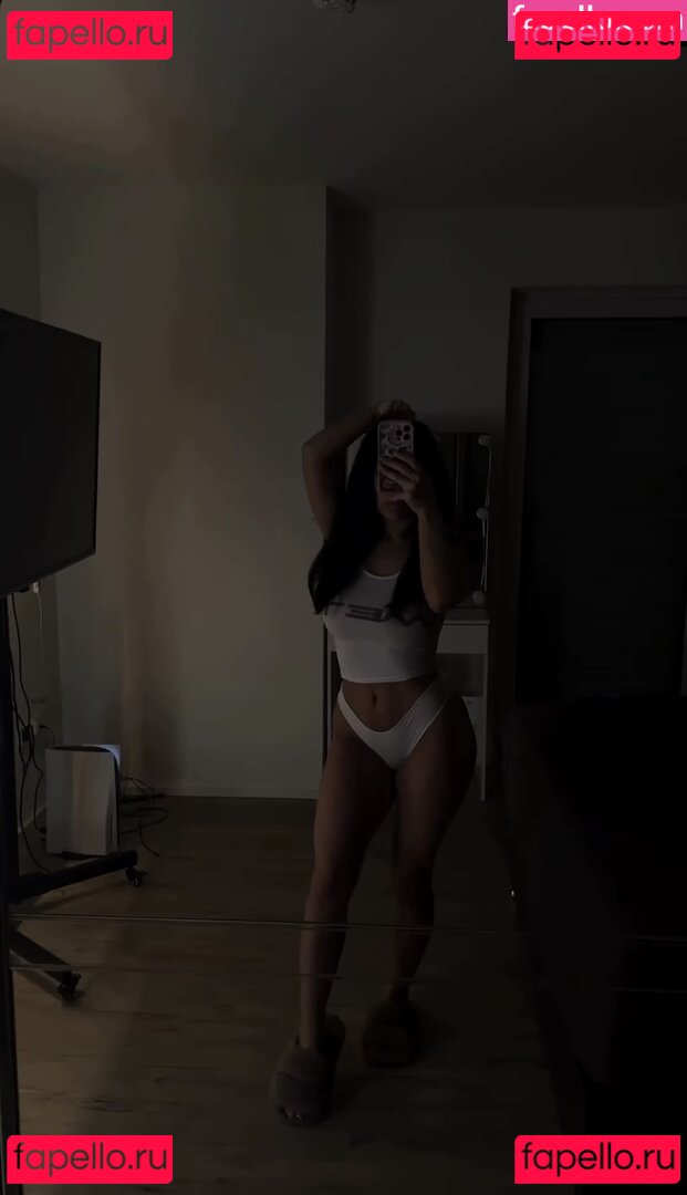 reealmina Nude Onlyfans Photo 17