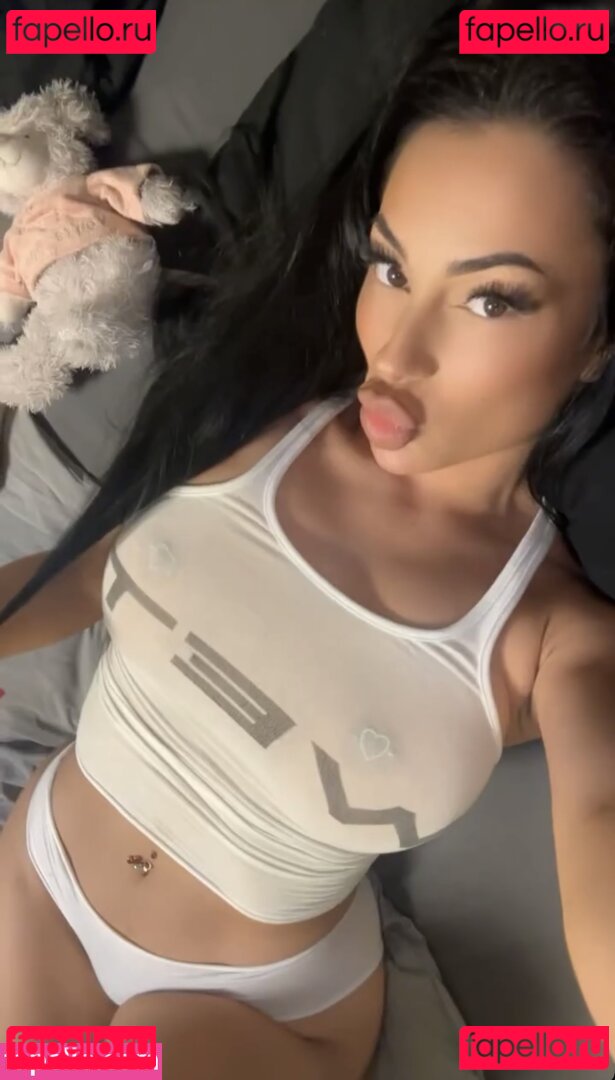 reealmina Nude Onlyfans Photo 16