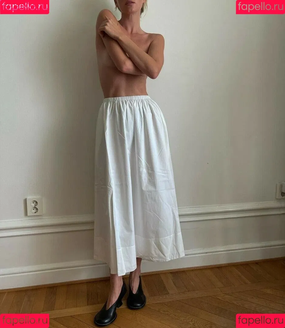 Elsa Hosk Onlyfans Photo Gallery 