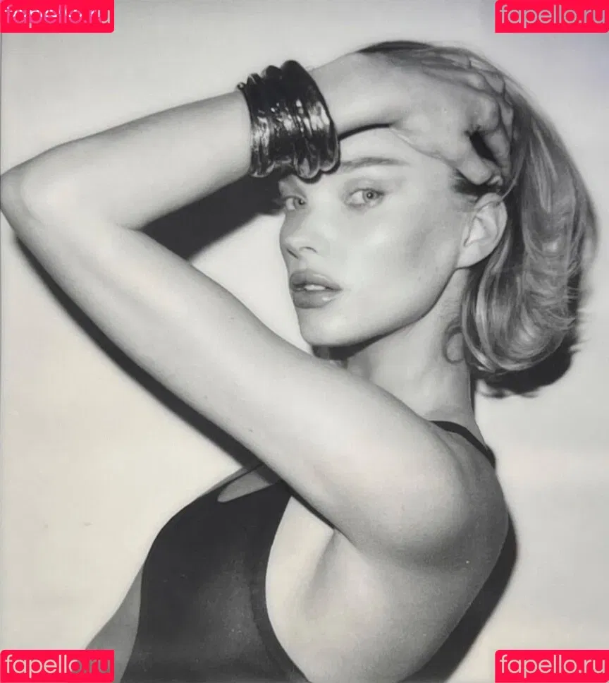 Elsa Hosk Onlyfans Photo Gallery 