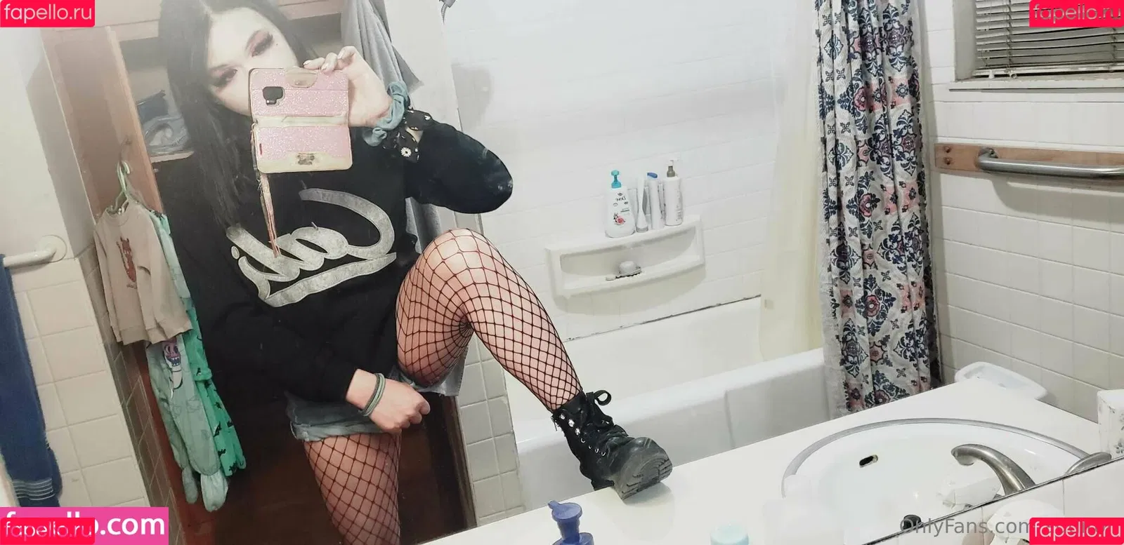 addiroll Onlyfans Photo Gallery 