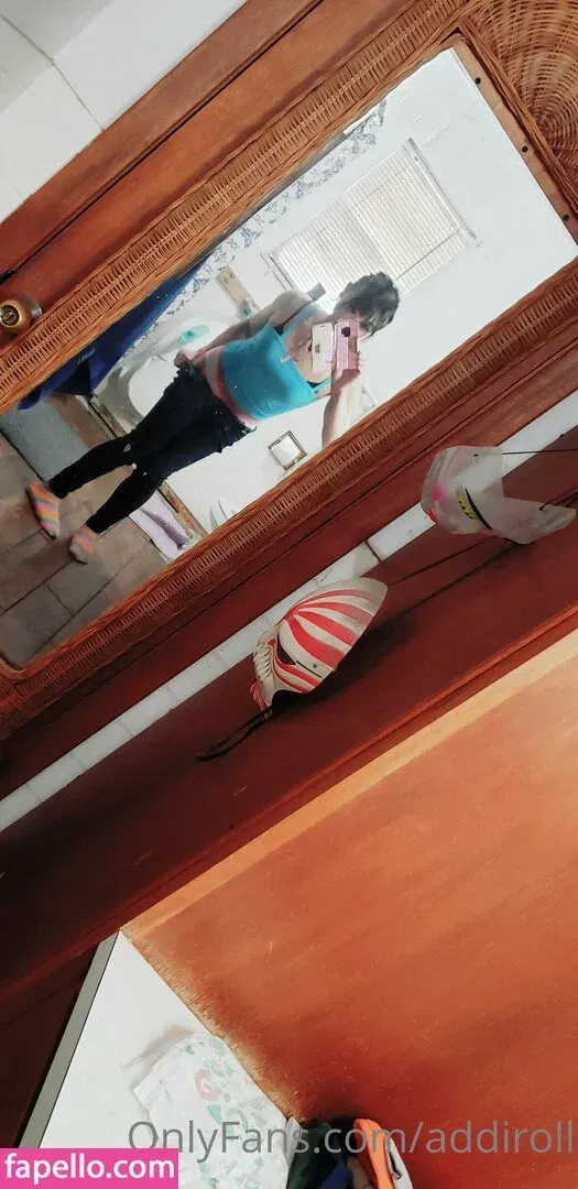 addiroll Onlyfans Photo Gallery 