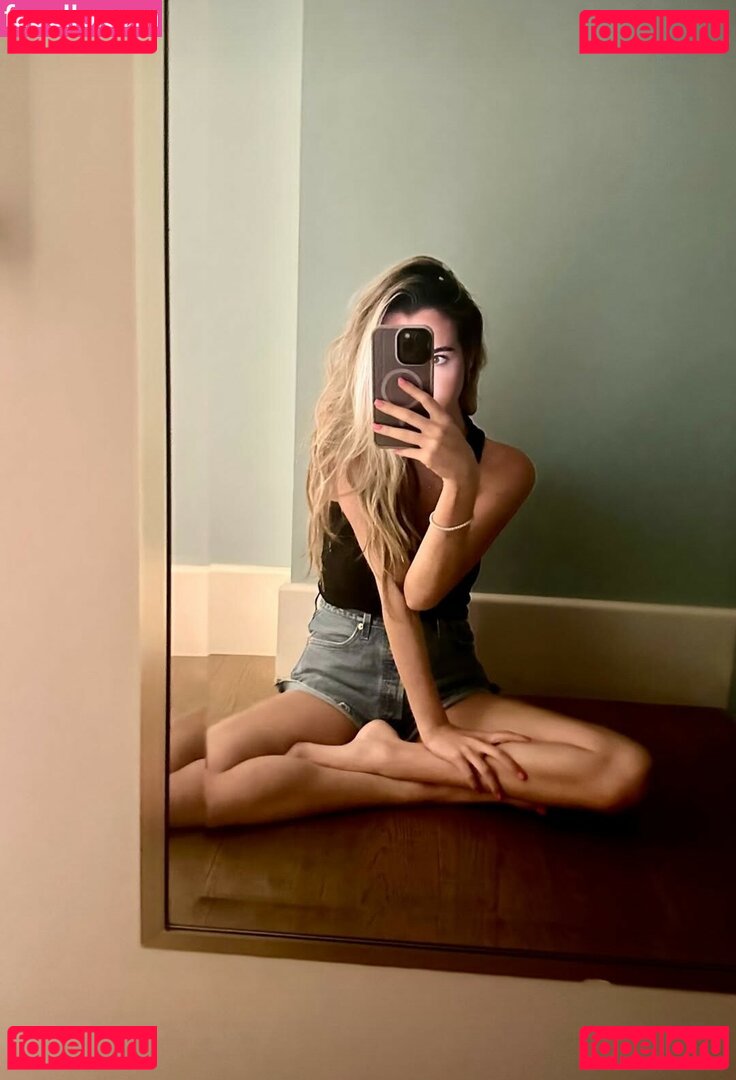 Alexa Nisenson Nude Onlyfans Photo 8