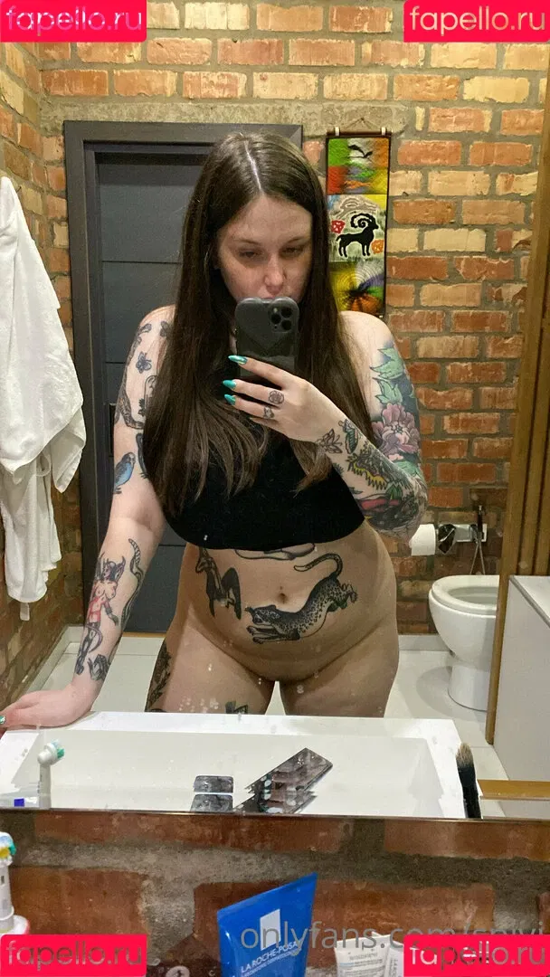 Spivi Onlyfans Photo Gallery 