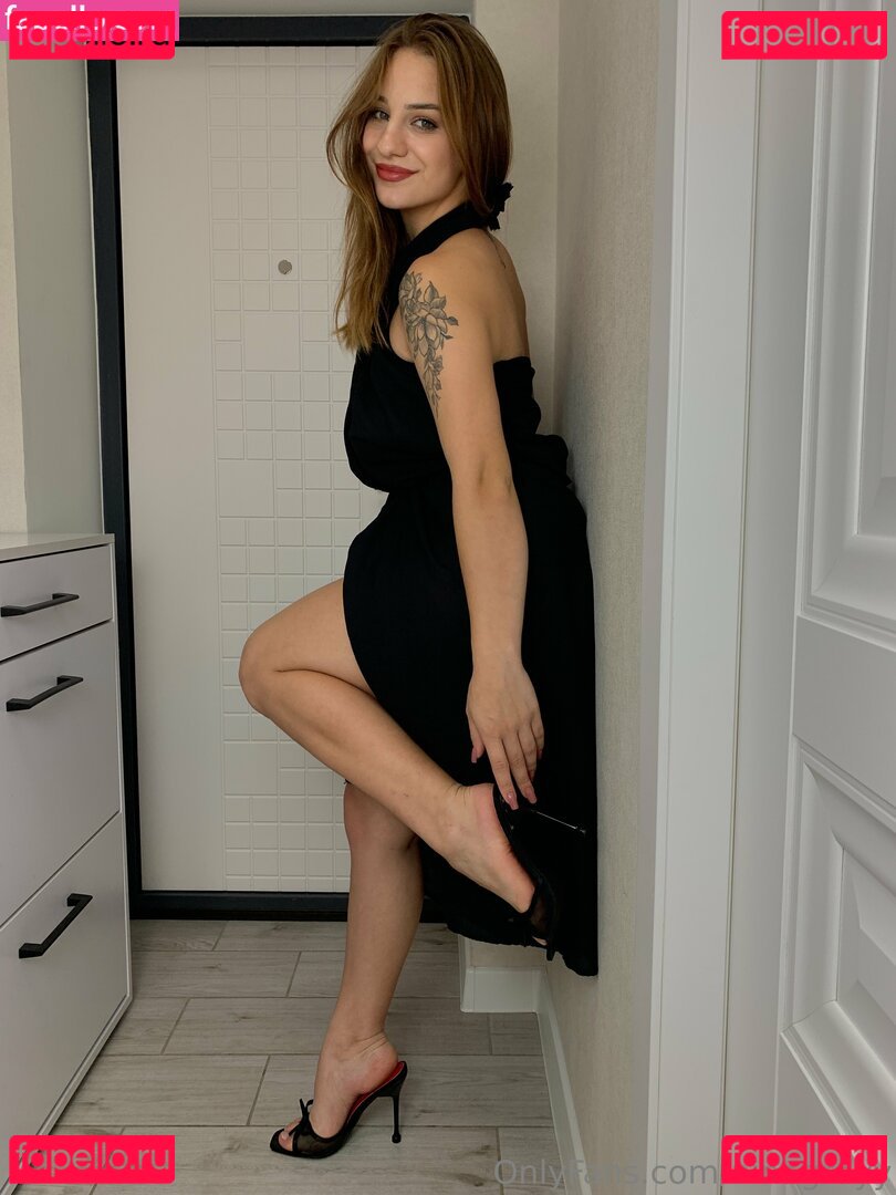 ninagrayy Nude Onlyfans Photo 17