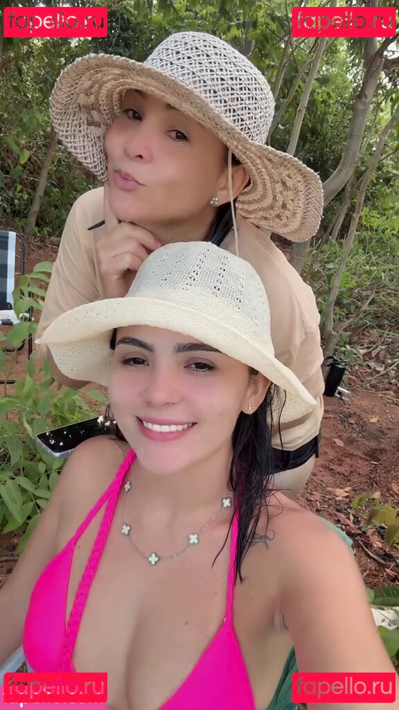 Larissa Marques Nude Onlyfans Photo 4