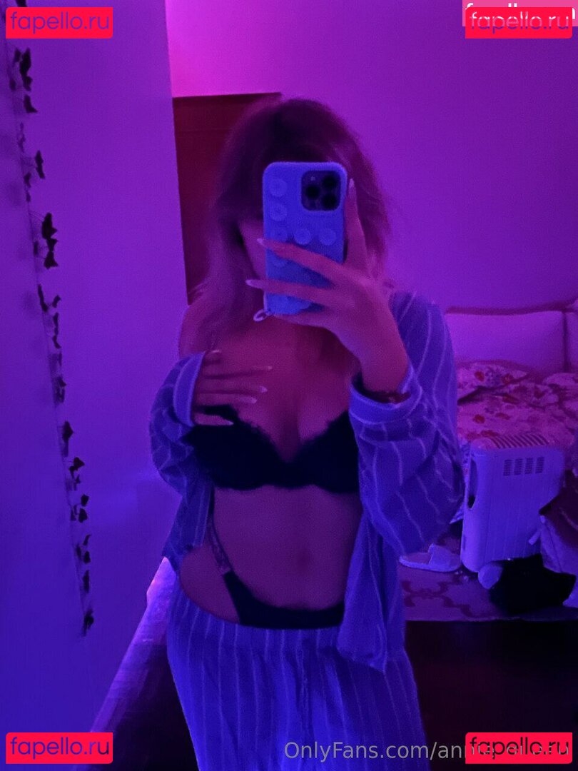 AnnieQueen Nude Onlyfans Photo 27