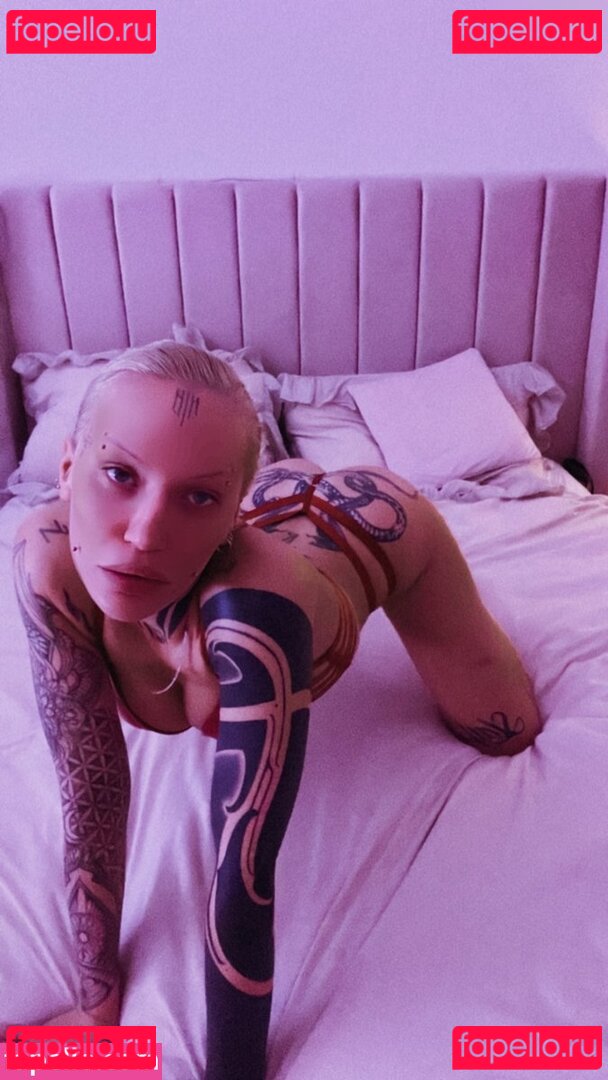 Bambyblaze Nude Onlyfans Photo 12