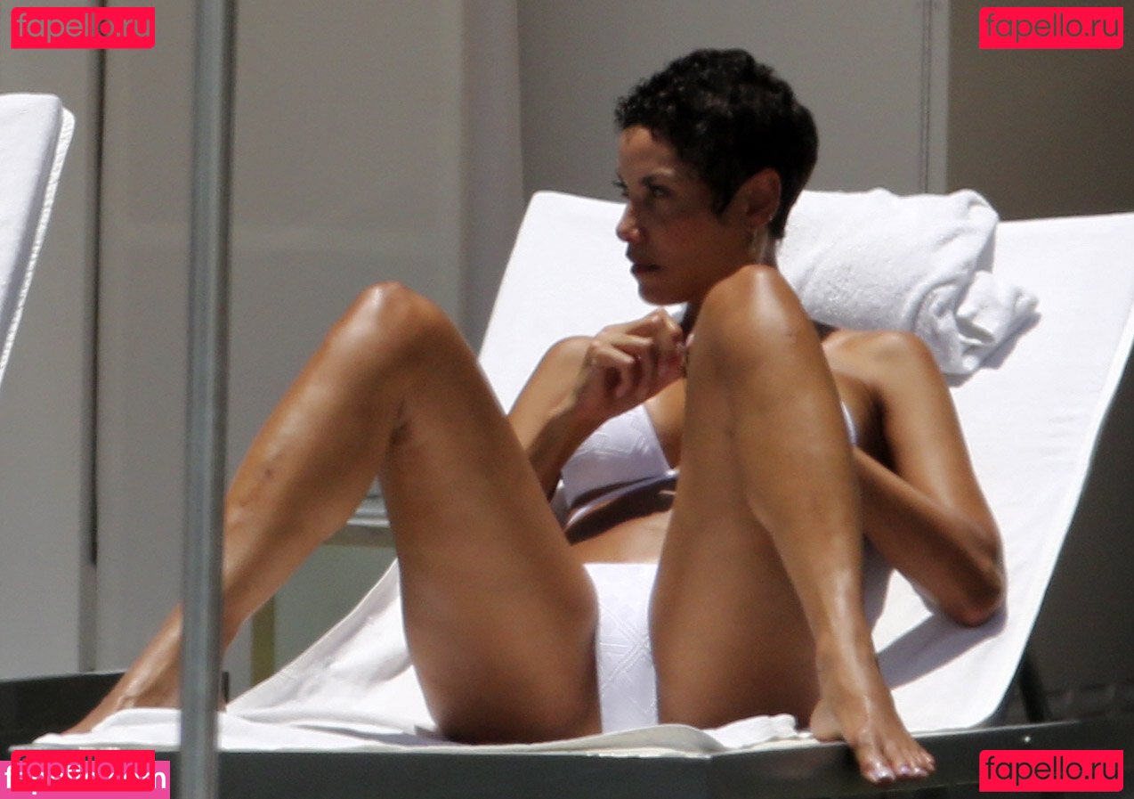 Nicole Murphy Nude Onlyfans Photo 28