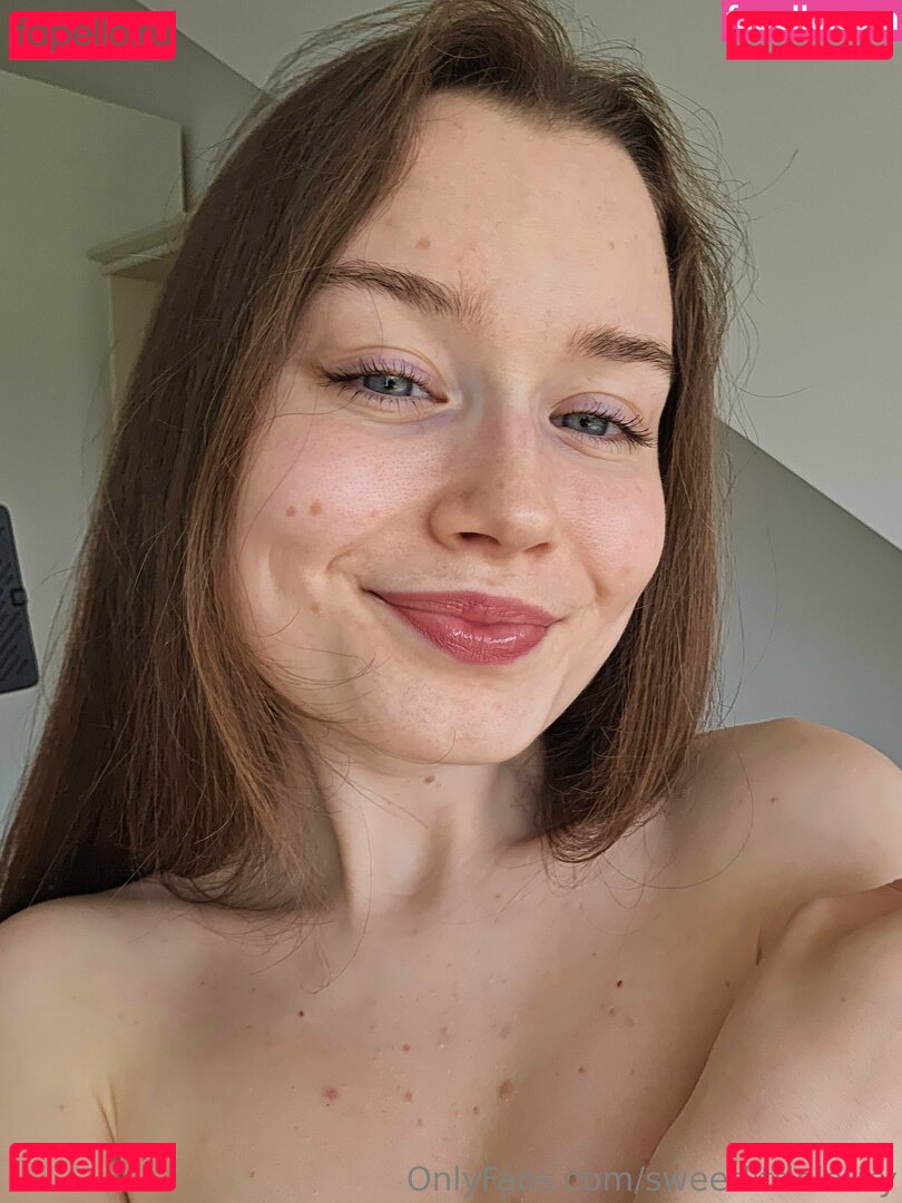 sweetlittlelaury Nude Onlyfans Photo 49
