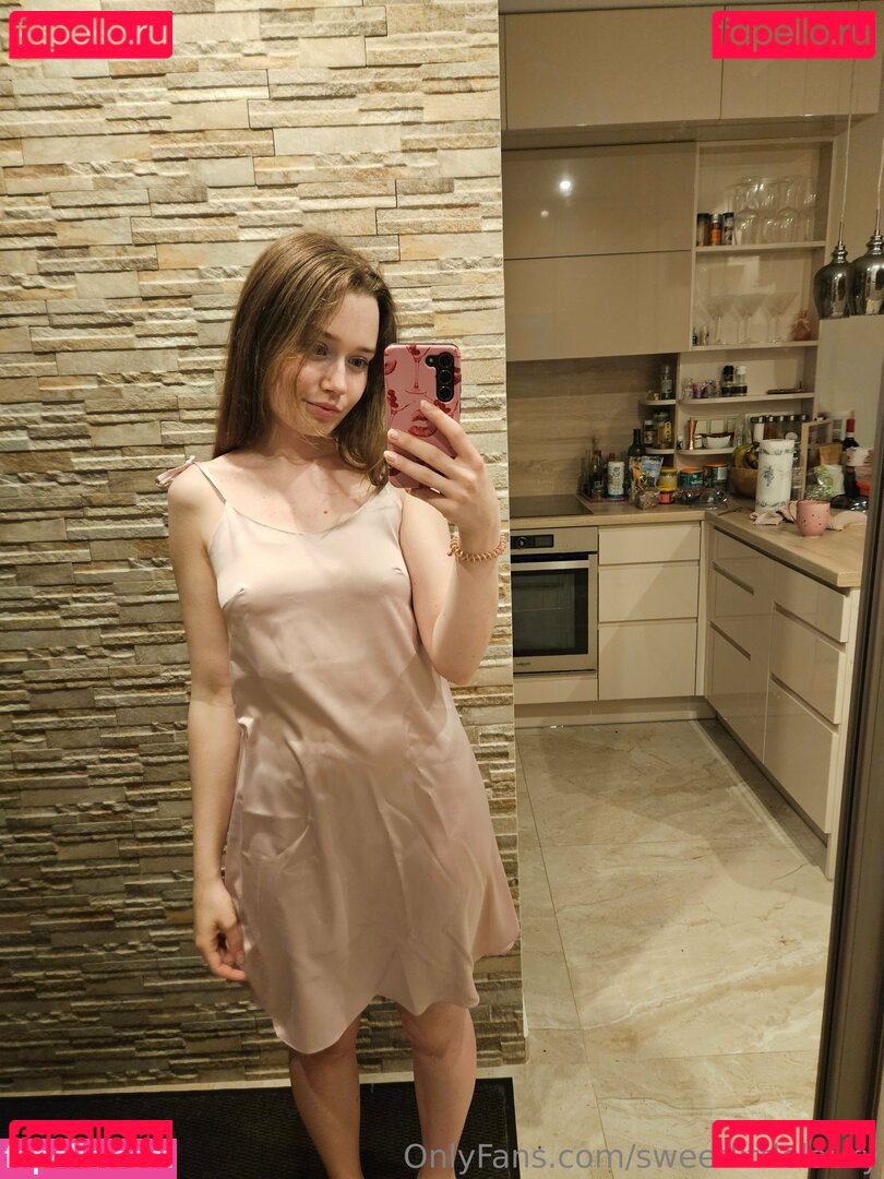 sweetlittlelaury Nude Onlyfans Photo 30