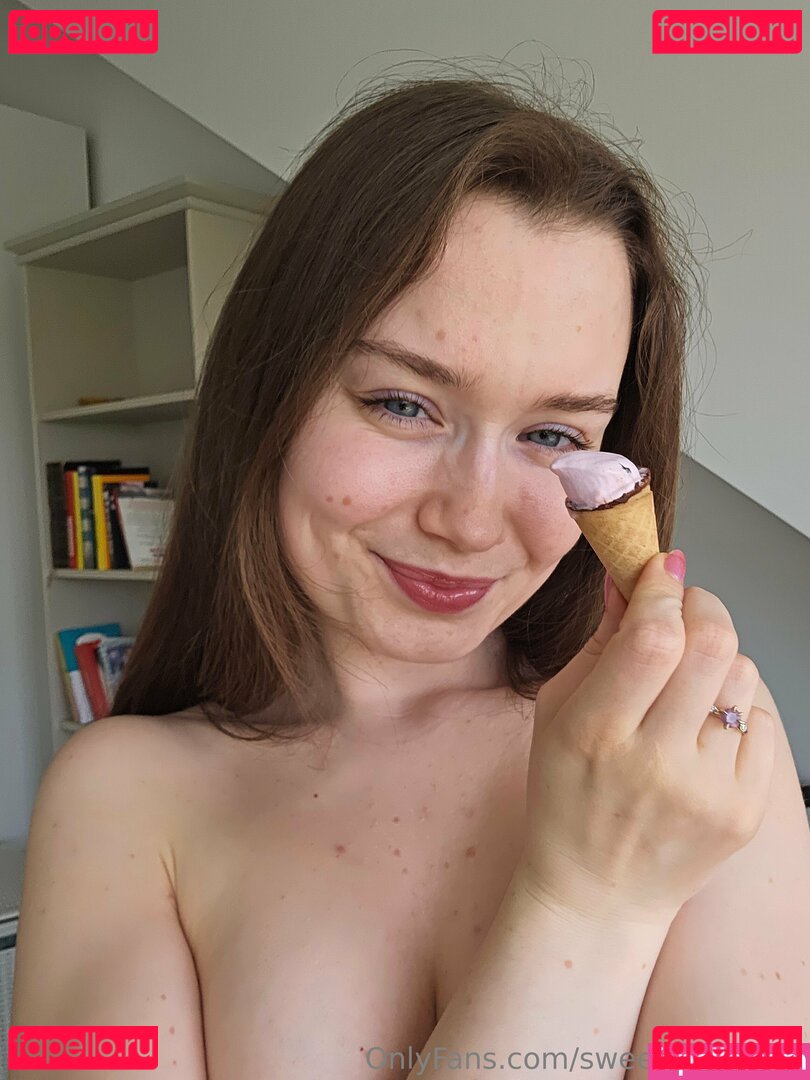 sweetlittlelaury Nude Onlyfans Photo 16