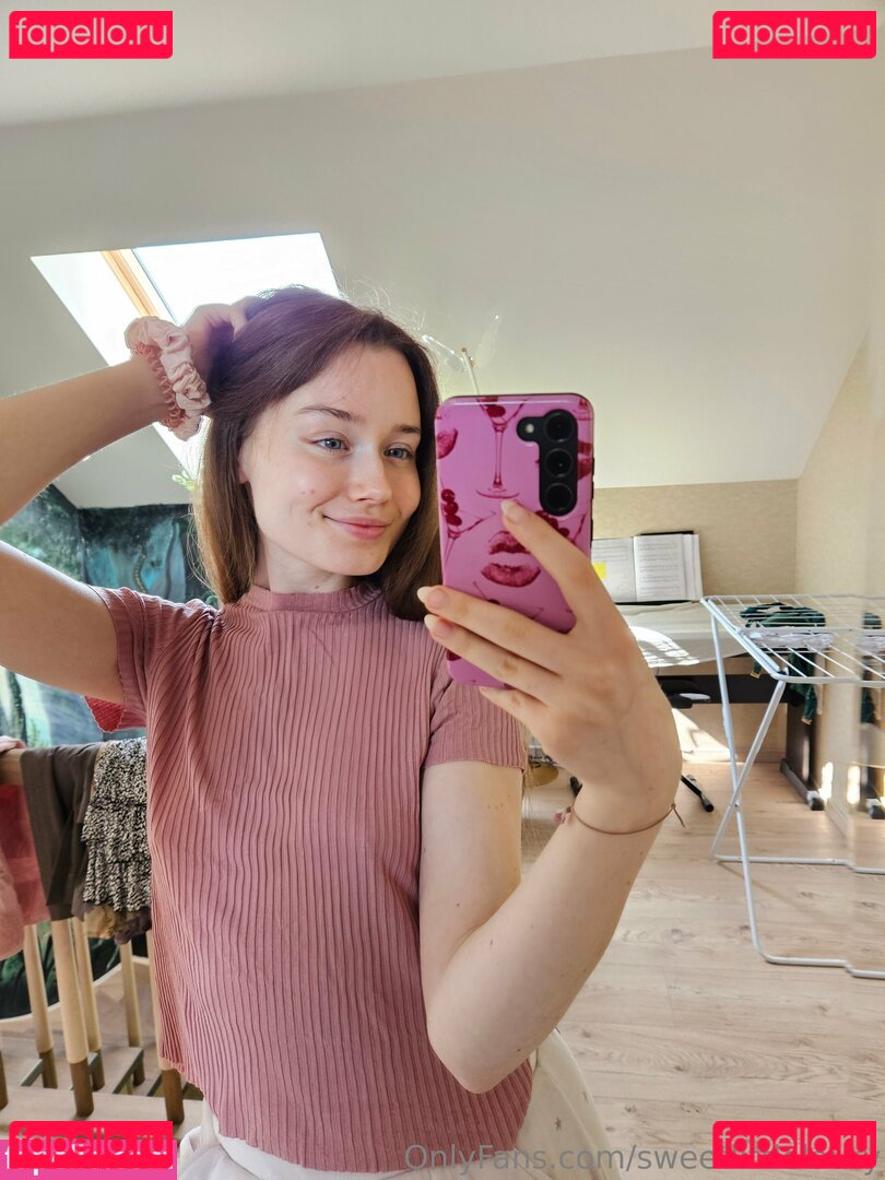 sweetlittlelaury Nude Onlyfans Photo 15