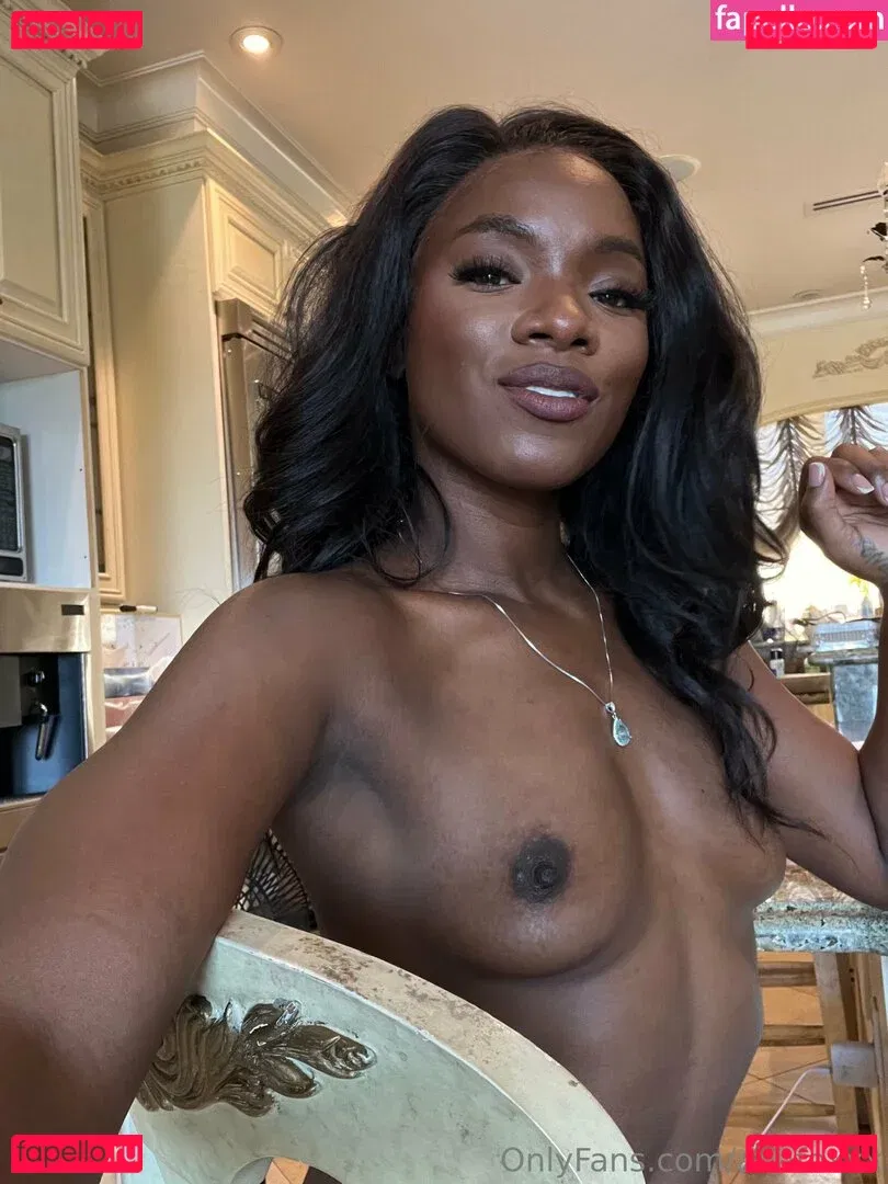 anafoxxx Onlyfans Photo Gallery 