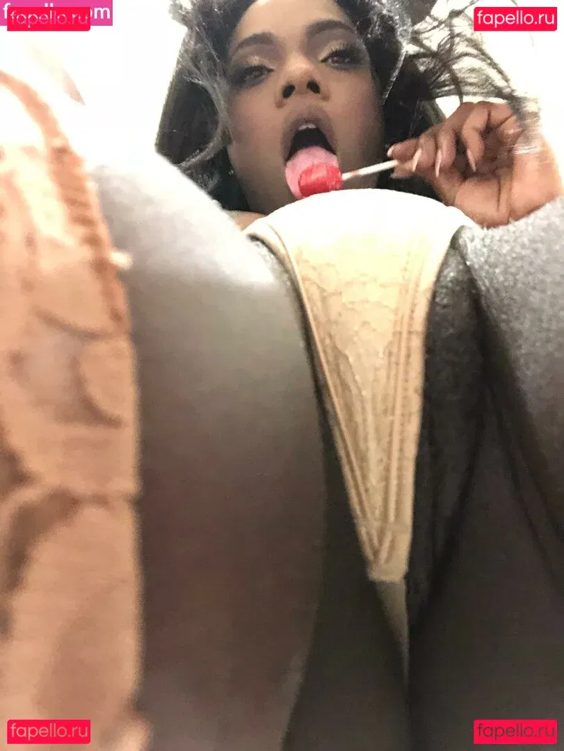 anafoxxx Onlyfans Photo Gallery 