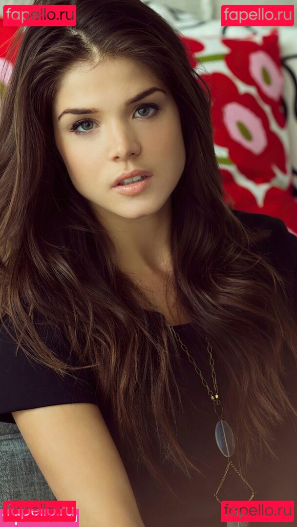 Marie Avgeropoulos Nude Onlyfans Photo 33