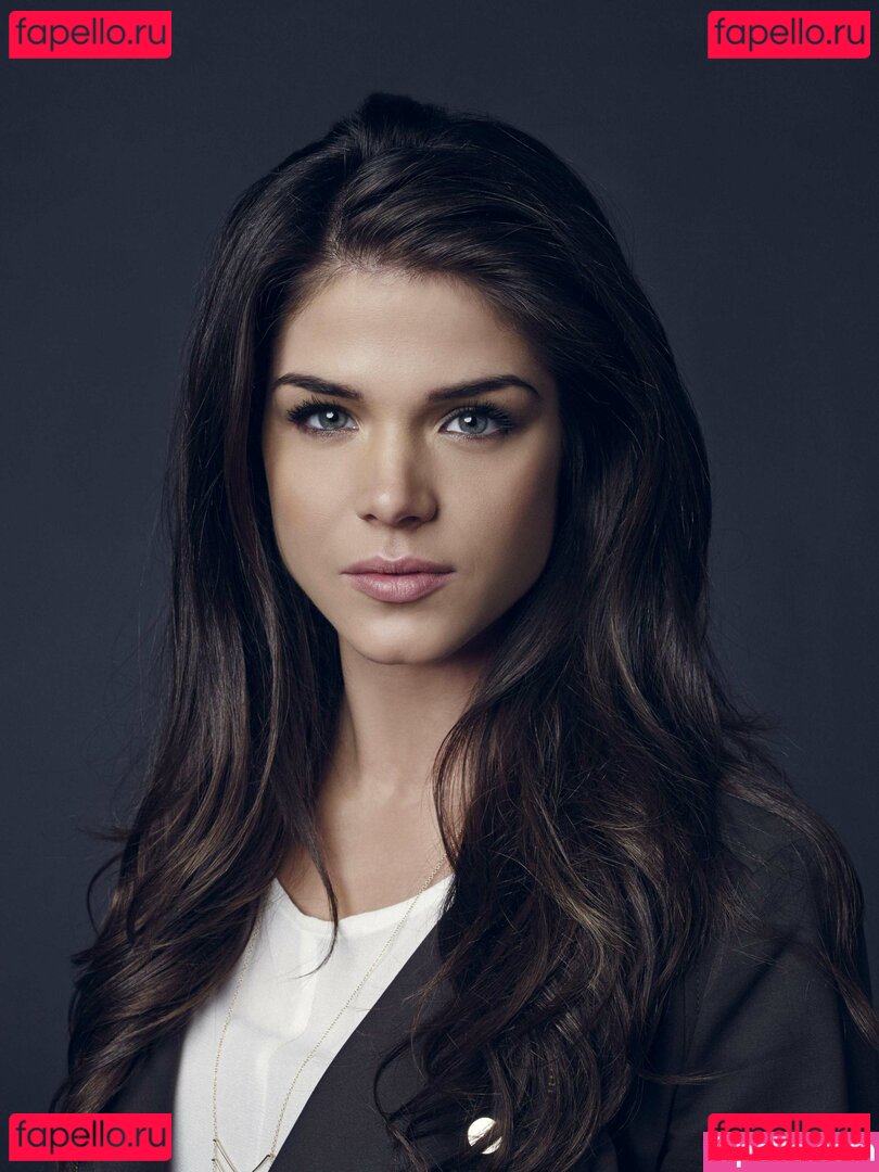 Marie Avgeropoulos Nude Onlyfans Photo 21
