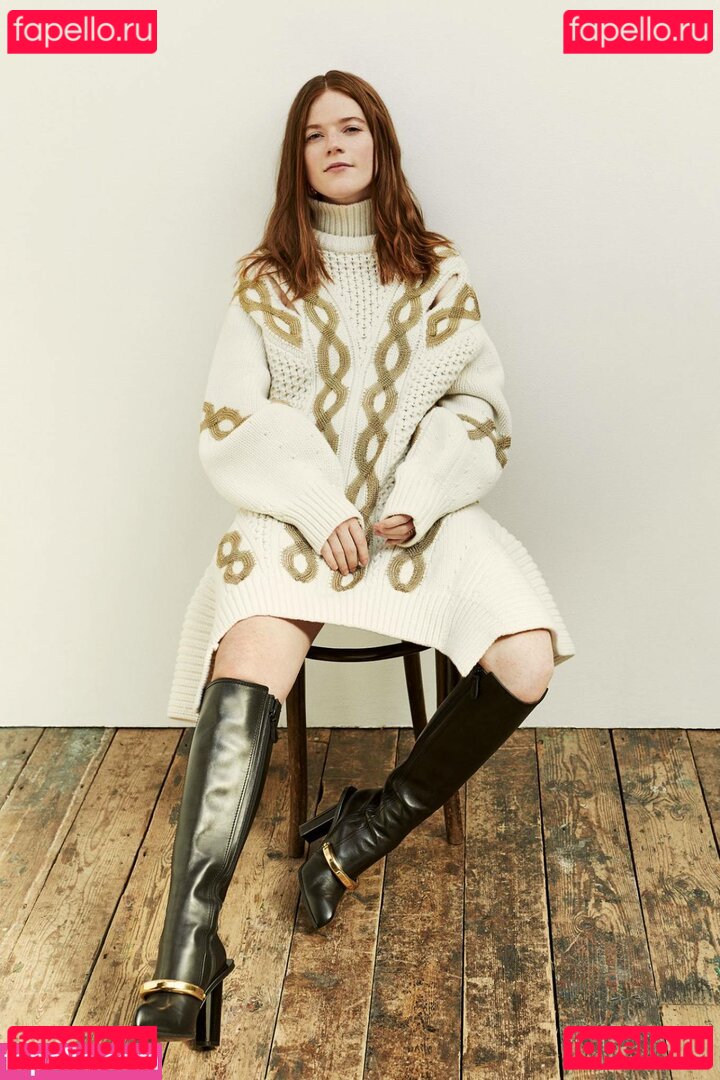 Rose Leslie Nude Onlyfans Photo 32