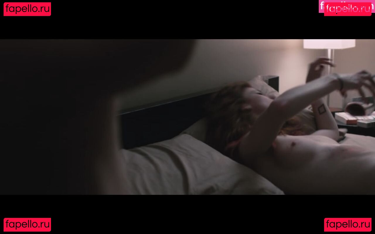 Rose Leslie Nude Onlyfans Photo 24