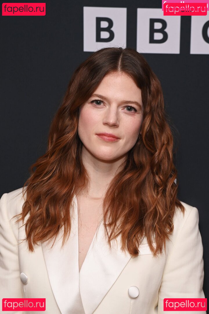 Rose Leslie Nude Onlyfans Photo 11