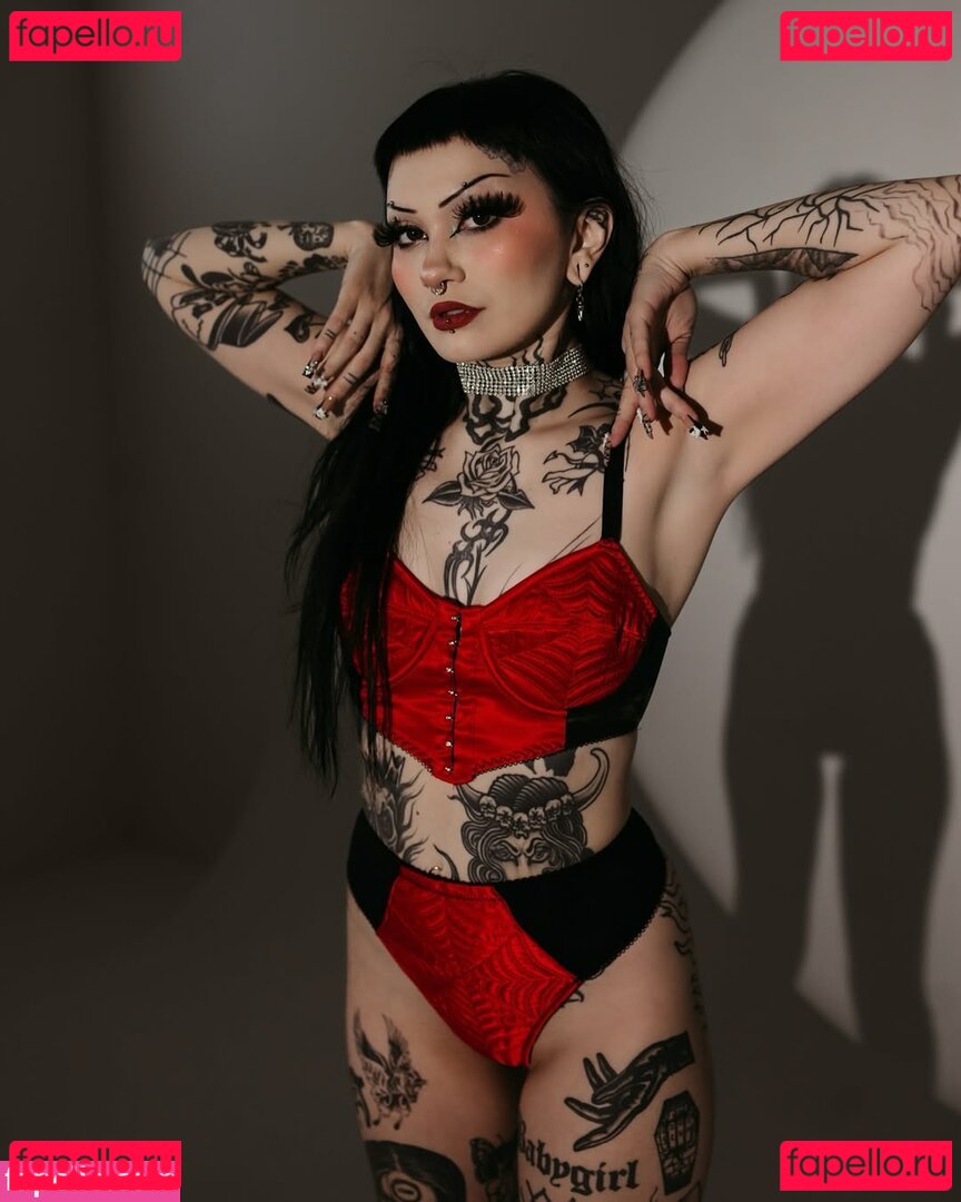 Dwella Nude Onlyfans Photo 7