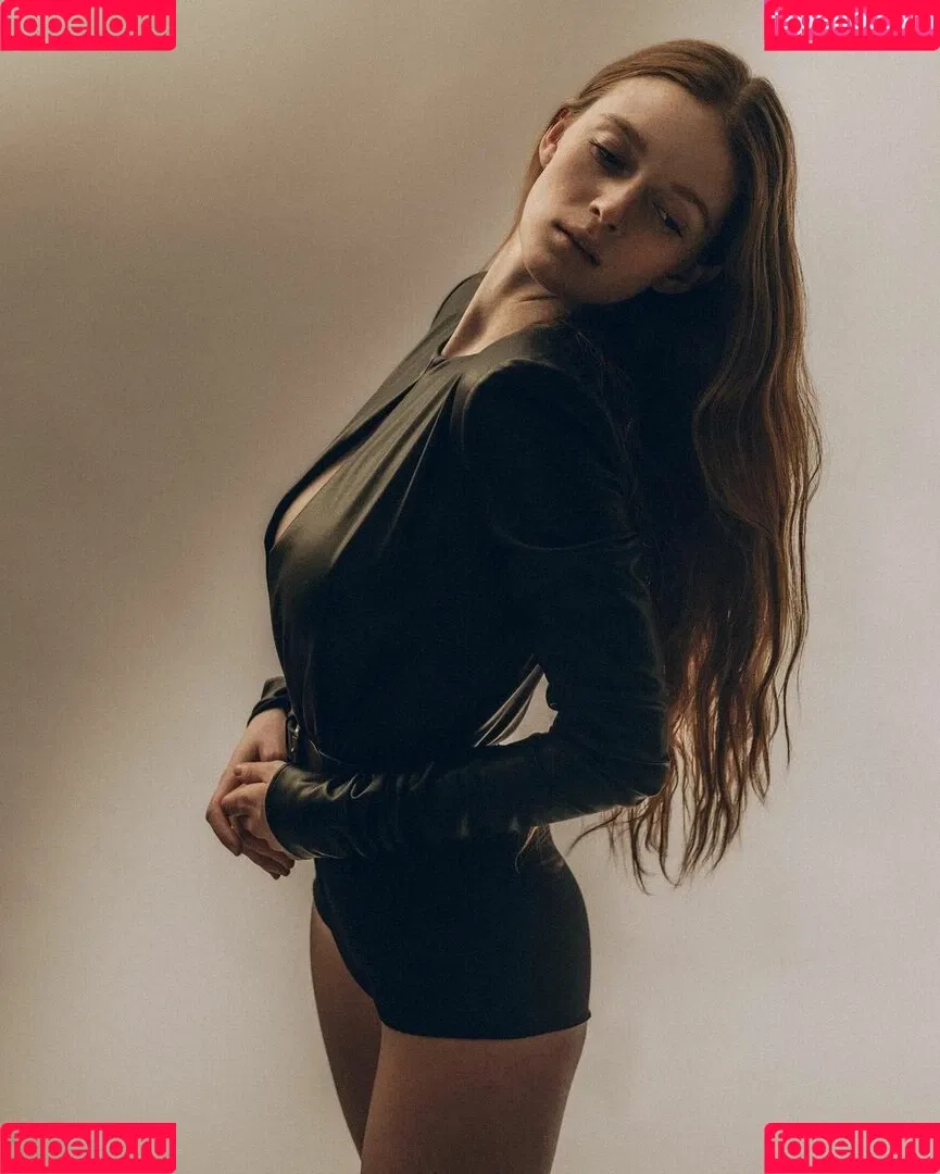 Larsen Thompson Onlyfans Photo Gallery 