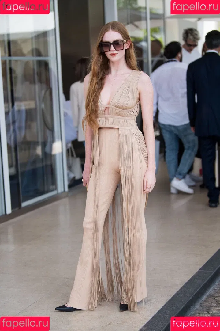 Larsen Thompson Onlyfans Photo Gallery 